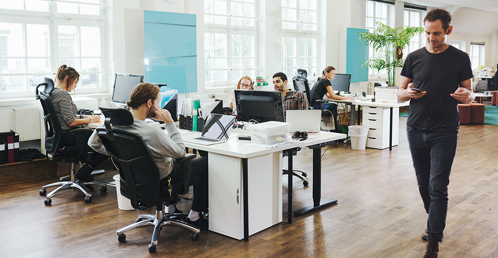 start-up-modern-office-med open concept startup office with diverse office