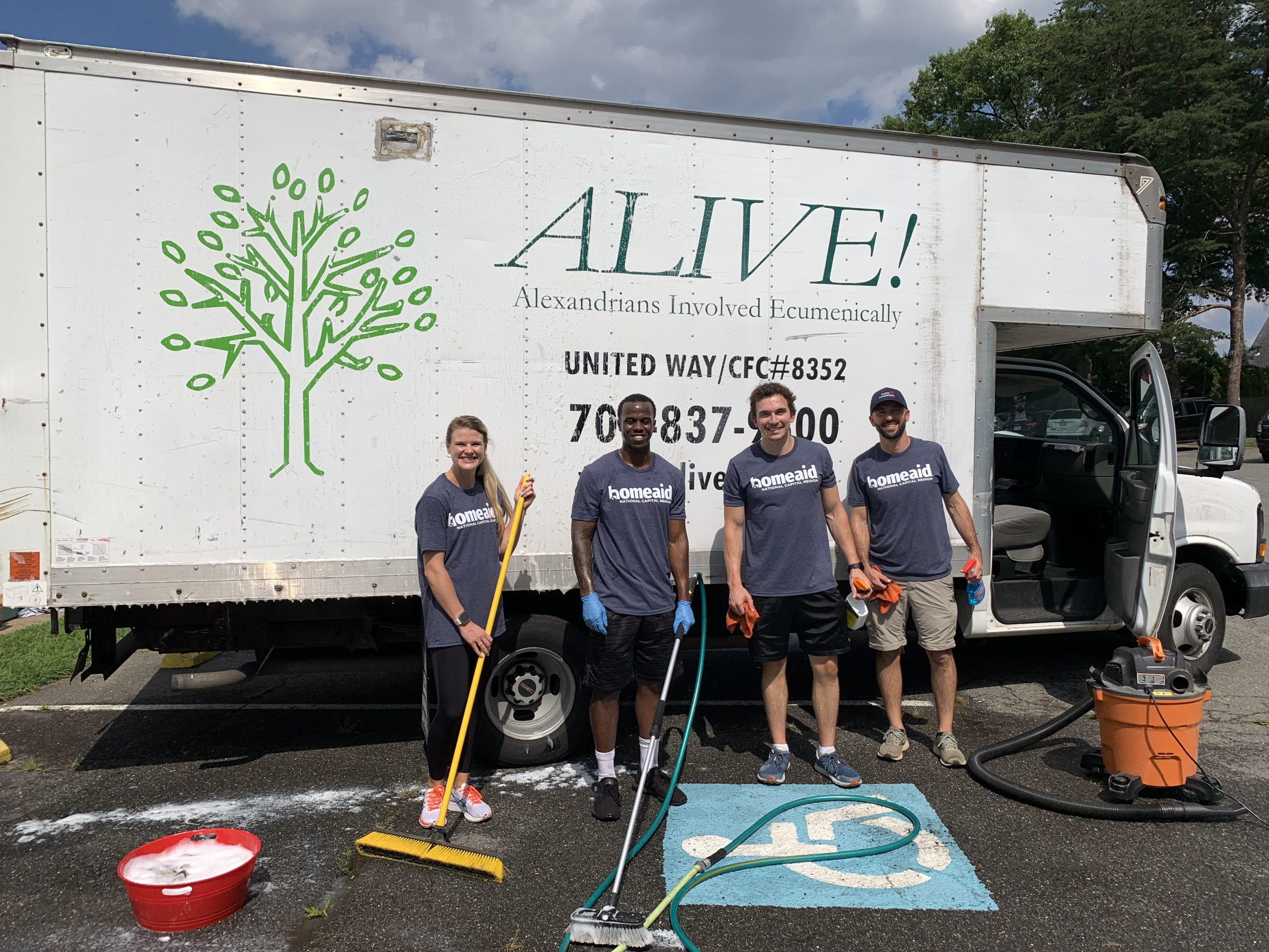 JMB Team Members Volunteering with ALIVE! a Nonprofit in Alexandria, VA